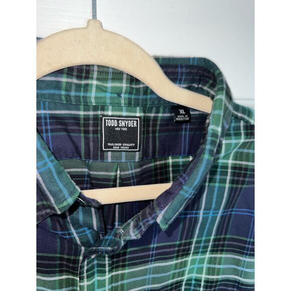 Todd Snyder long sleeve button-up - size XL - OF - Picture 3 of 5